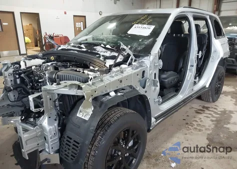 2025 Jeep Grand Cherokee Altitude X 4X4 from USA, damaged, VIN 1C4RJHAG4SC336508